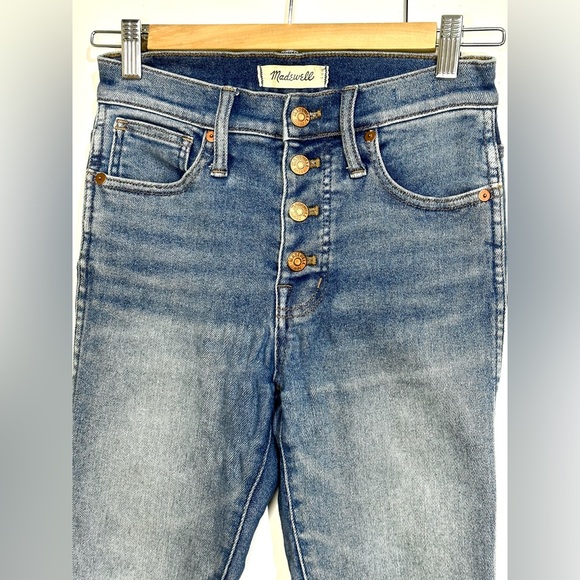 Madewell high rise skinny Jean with button fly in faded denim colour. Size 25 - Picture 2 of 7